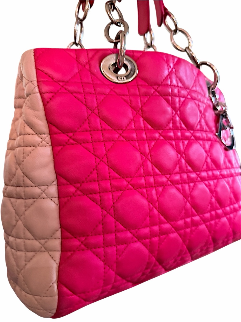 Dior Pink Quilted Shoulder Bag with light pink Side Panels silver hardware - Picture 2 of 12